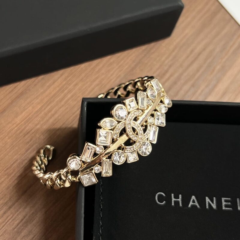☑️CHANEL香奈儿双c满钻开口手镯 - Image 6