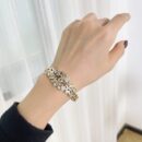 ☑️CHANEL香奈儿双c满钻开口手镯
