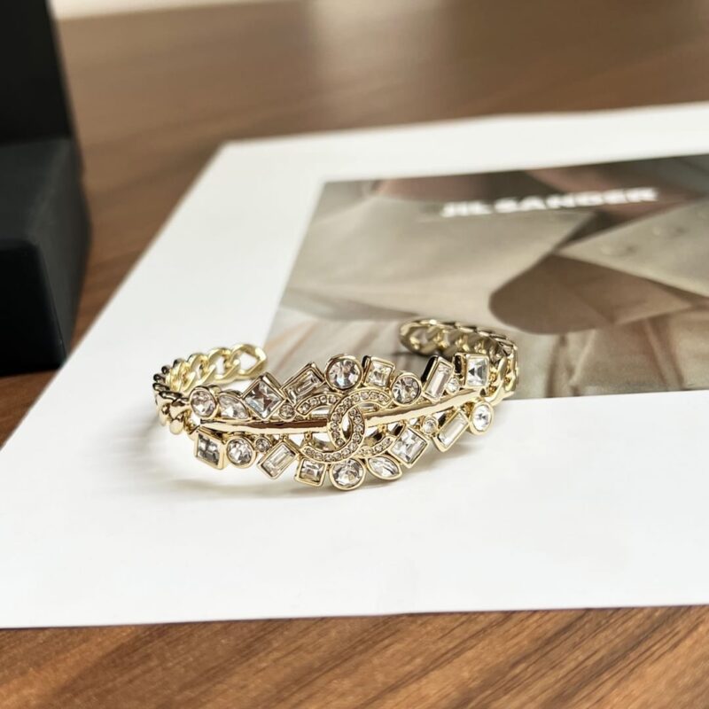 ☑️CHANEL香奈儿双c满钻开口手镯 - Image 10