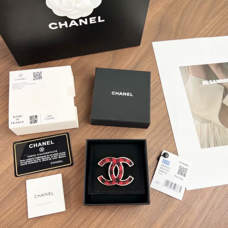 ☑️CHANEL香奈儿双c毛绒胸针 - Image 3