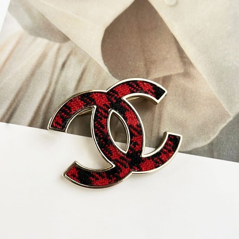 ☑️CHANEL香奈儿双c毛绒胸针 - Image 9