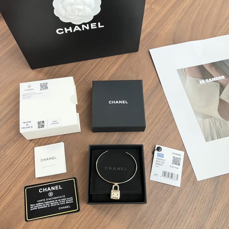 ☑️CHANEL香奈儿双c锁头开口手镯 - Image 3