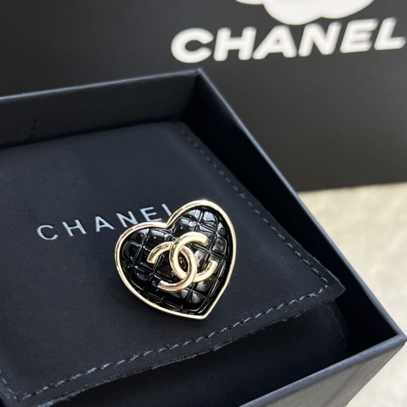 ☑️CHANEL香奈儿双c桃心爱心胸针 - Image 9