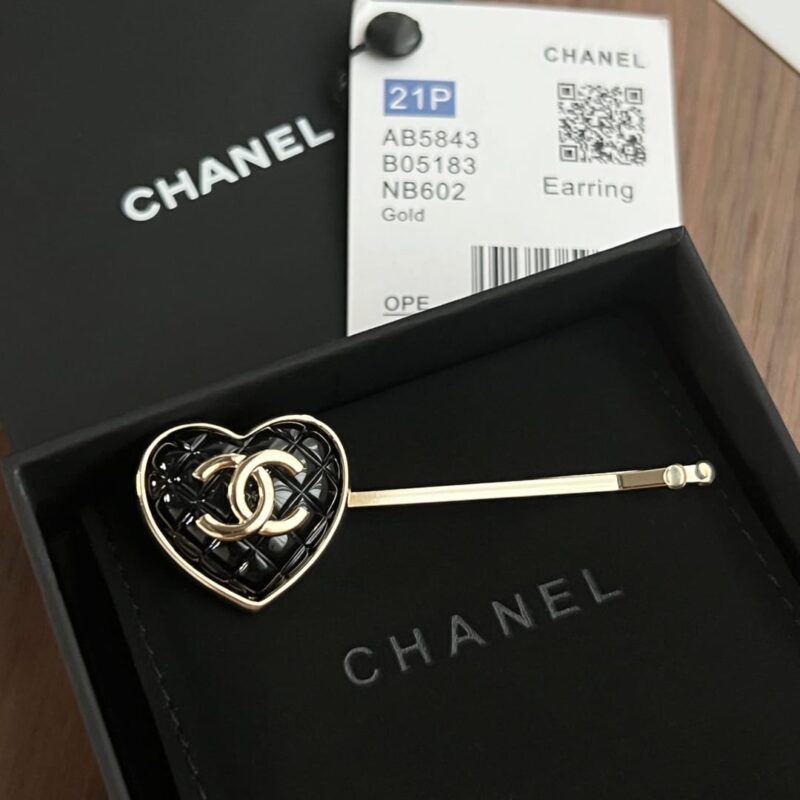 ☑️CHANEL香奈儿双c桃心爱心发夹发卡