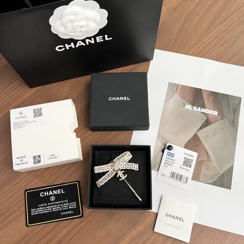 ☑️CHANEL香奈儿双c蝴蝶结发夹发卡 - Image 3