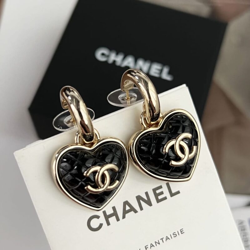 ☑️CHANEL香奈儿c2双c桃心爱心耳钉耳环 - Image 8