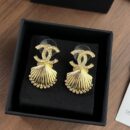 ☑️CHANEL香奈儿双c金色贝壳🐚耳钉耳环