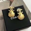 ☑️CHANEL香奈儿双c金色贝壳🐚耳钉耳环