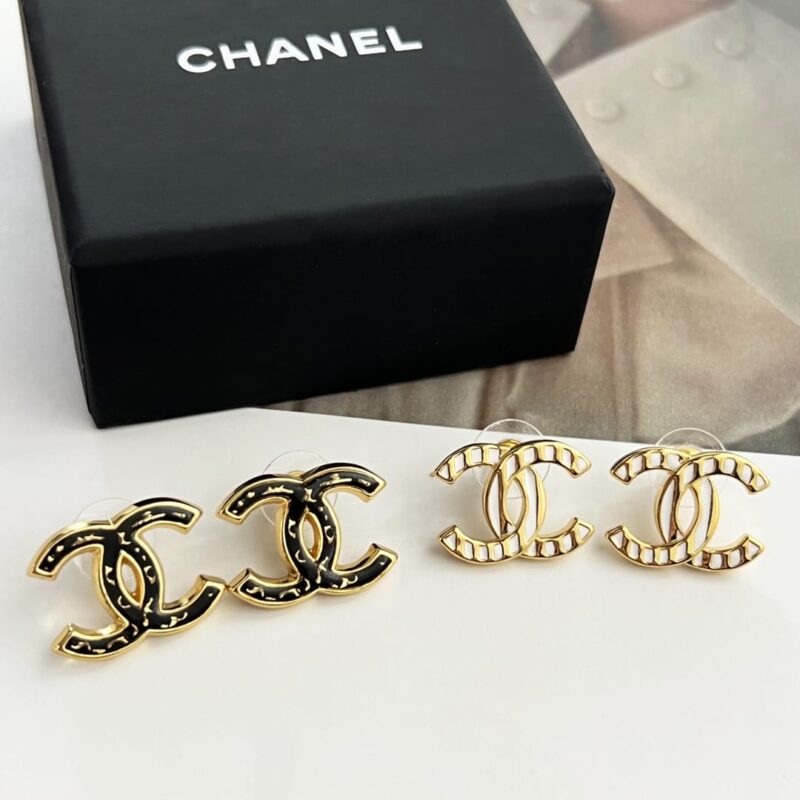 ☑️CHANEL香奈儿c1双c白色波浪黑色金边耳钉耳环 - Image 10