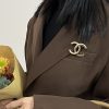 ☑️CHANEL香奈儿双c黑白光面胸针