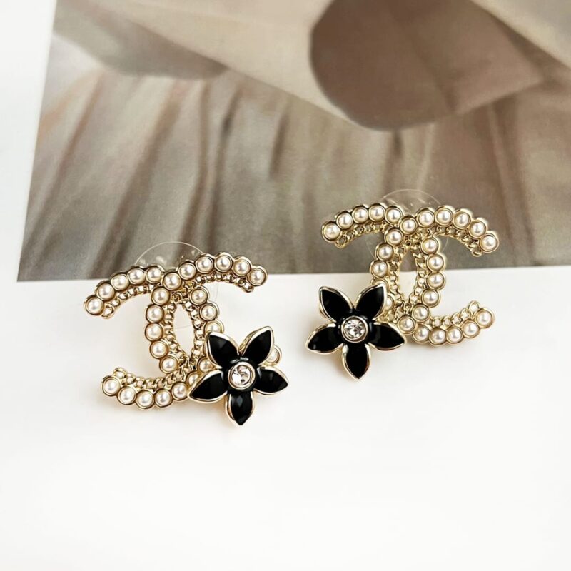 ☑️CHANEL香奈儿c1双c珍珠黑色茶花耳钉耳环 - Image 9