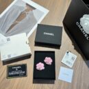 ☑️CHANEL香奈儿c1双c粉茶花耳钉耳环