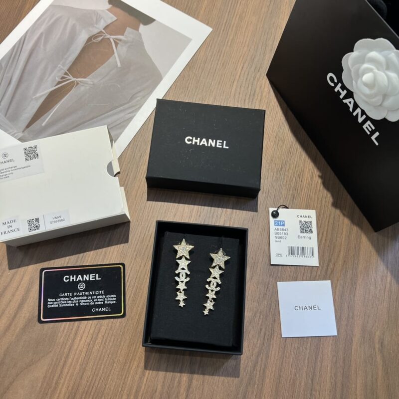 ☑️CHANEL香奈儿双c金色五角星⭐星星 耳钉耳环 - Image 3