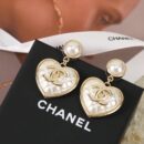 ☑️CHANEL香奈儿c2双c菱形格桃心爱心耳钉耳环