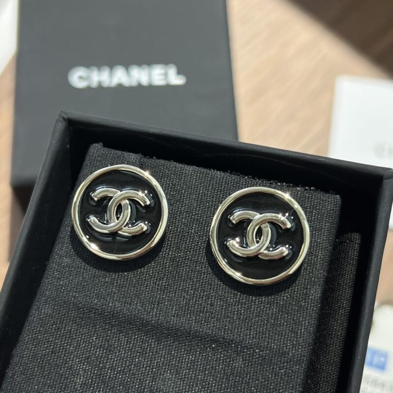 ☑️CHANEL香奈儿c1双c圆形黑色耳钉耳环