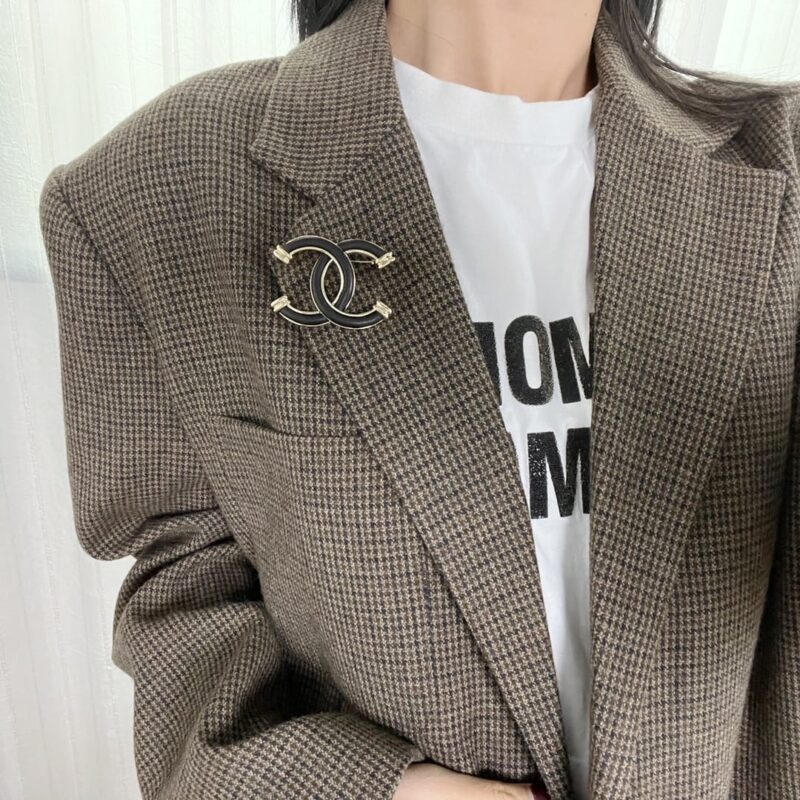 ☑️CHANEL香奈儿双c黑皮胸针项链 - Image 7