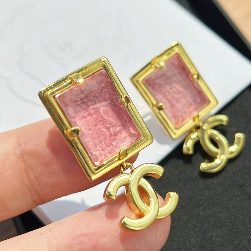 ☑️CHANEL香奈儿c2双c粉色方形耳钉耳环 - Image 8