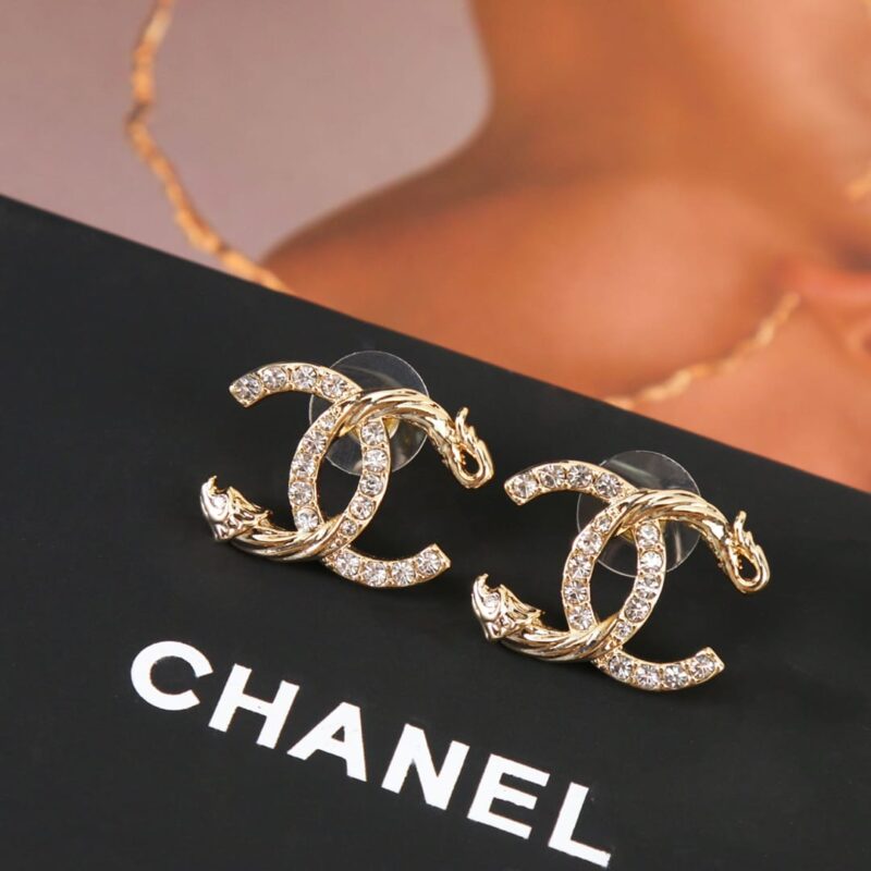 ☑️CHANEL香奈儿c1双c鱼纹尾耳钉耳环