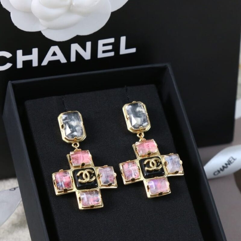 ☑️CHANEL香奈儿c2双c粉钻十字耳钉耳环