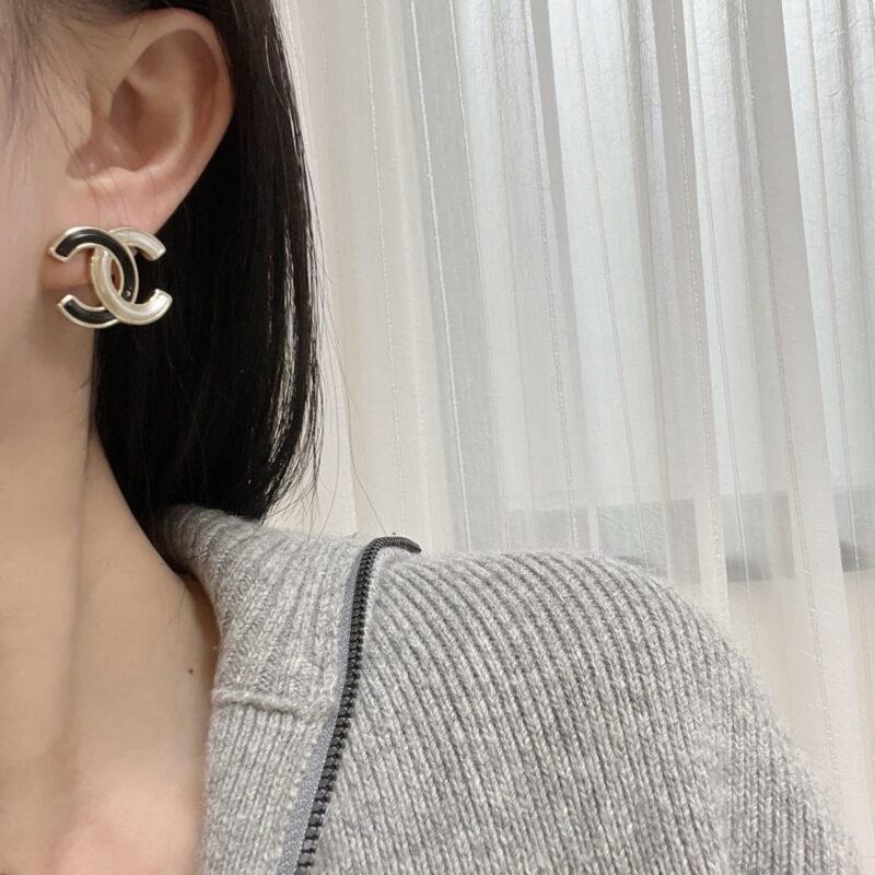 ☑️CHANEL香奈儿c1双c黑白耳钉耳环 - Image 5