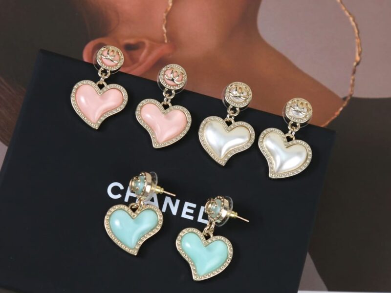 ☑️CHANEL香奈儿c2双c桃心爱心耳钉耳环 - Image 5