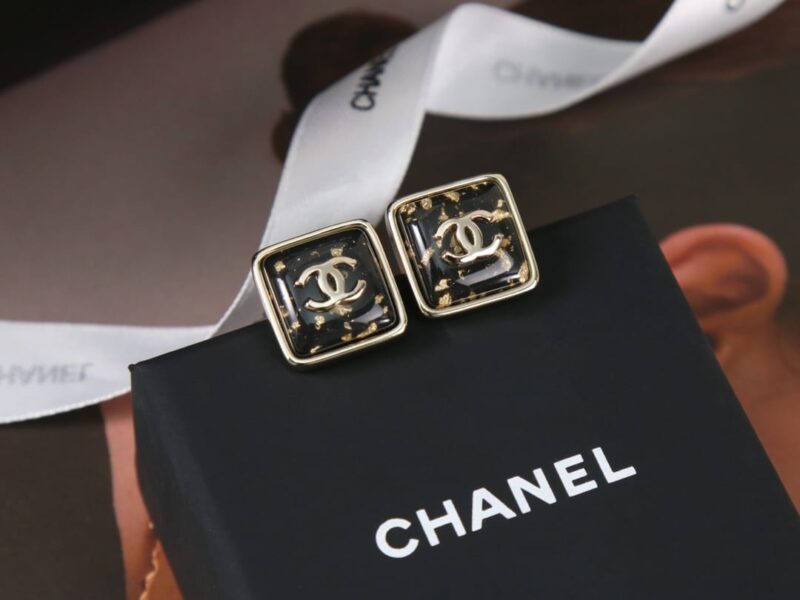 ☑️CHANEL香奈儿c1双c方形耳钉耳环 - Image 4