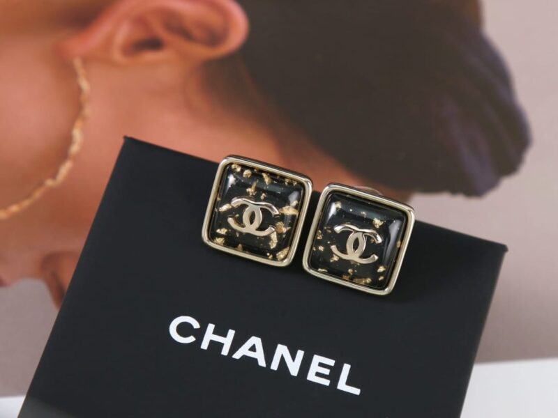 ☑️CHANEL香奈儿c1双c方形耳钉耳环 - Image 9