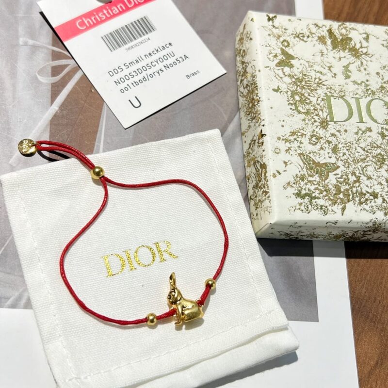DIOR迪奥兔子🐰红绳手链手绳 - Image 4