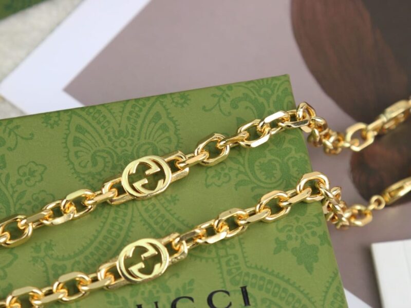 Gucci古驰金色互扣式珐琅双G项链 - Image 5