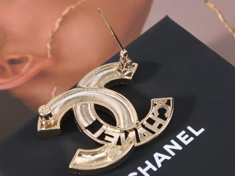 ☑️CHANEL香奈儿双c彩钻镂空胸针 - Image 6
