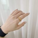 卡地亚clash de Cartier 子弹头戒指