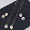 wsxc1676809489611_8.jpg Van Cleef &Arpels 梵克雅宝Rose de Noel白贝母花耳拍耳钉