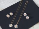 Van Cleef &Arpels 梵克雅宝Rose de Noel白贝母花耳拍耳钉