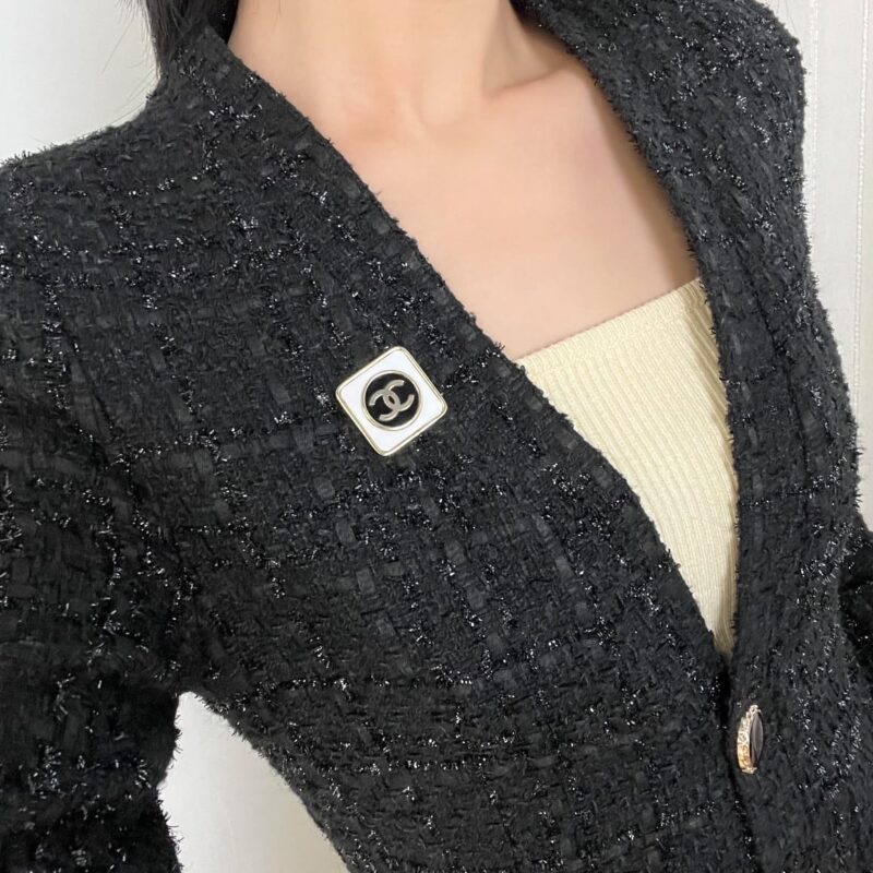 ☑️CHANEL香奈儿双c方形胸针 - Image 6