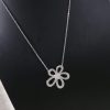 wsxc1676982342254_0-1.jpg Van Cleef &Arpels 梵克雅宝Rose de Noel满钻花朵项链 耳拍耳钉