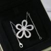 wsxc1676982342314_4.jpg Van Cleef &Arpels 梵克雅宝Rose de Noel满钻花朵项链 耳拍耳钉