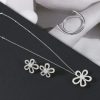 wsxc1676982342327_5.jpg Van Cleef &Arpels 梵克雅宝Rose de Noel满钻花朵项链 耳拍耳钉
