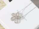 Van Cleef &Arpels 梵克雅宝Rose de Noel满钻花朵项链 耳拍耳钉