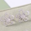 wsxc1676982343323_0.jpg Van Cleef &Arpels 梵克雅宝Rose de Noel满钻花朵项链 耳拍耳钉