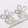 wsxc1676982343484_7.jpg Van Cleef &Arpels 梵克雅宝Rose de Noel满钻花朵项链 耳拍耳钉