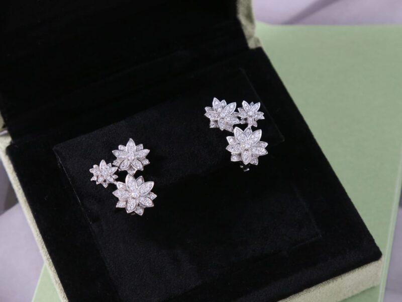 Van Cleef &Arpels 梵克雅宝莲花耳拍耳钉 - Image 2