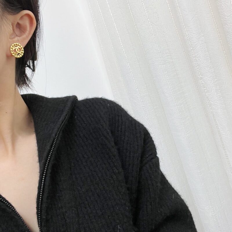 ☑️CHANEL香奈儿金色双c圆形耳钉耳环 - Image 7