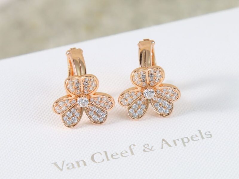 Van Cleef &Arpels 梵克雅宝三叶草耳拍耳钉 - Image 5