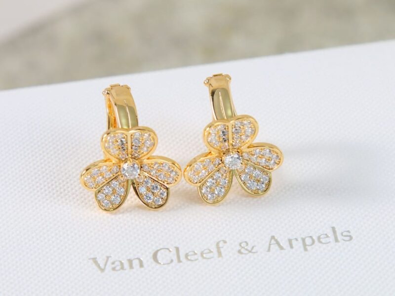 Van Cleef &Arpels 梵克雅宝三叶草耳拍耳钉 - Image 9