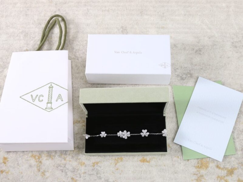 Van Cleef &Arpels 梵克雅宝三叶草☘️手链 - Image 5