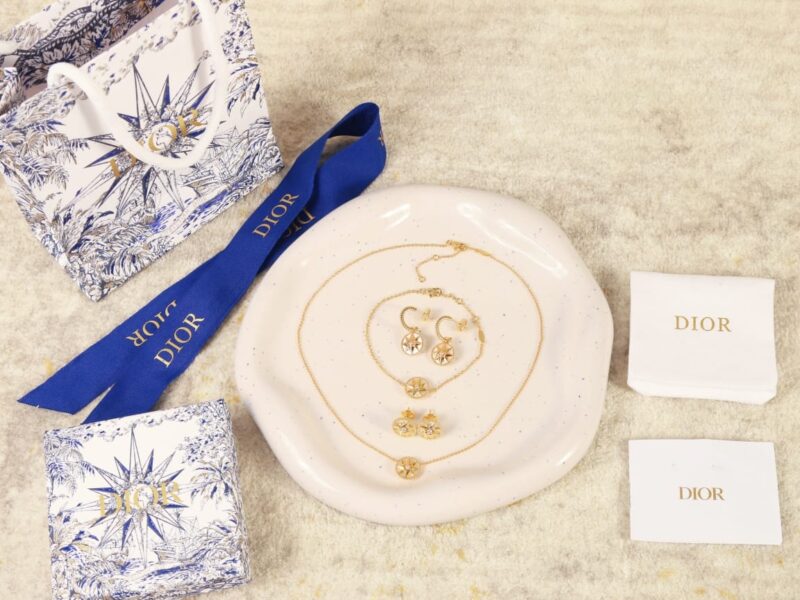 ☑️DIOR迪奥白贝母八芒星手链项链耳钉耳环