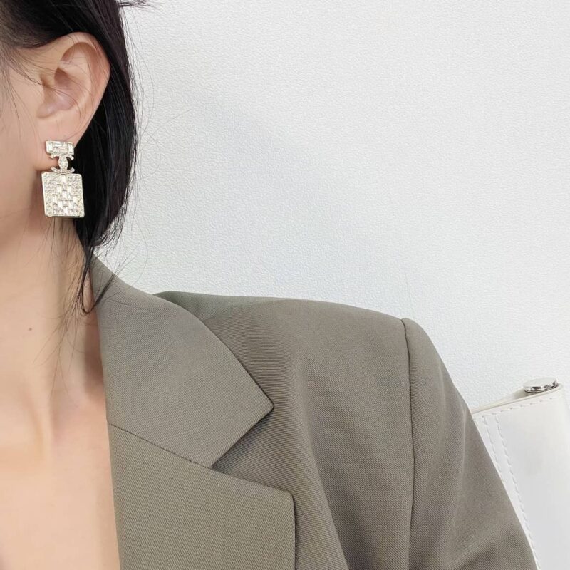 ☑️CHANEL香奈儿c2双c满钻香水瓶耳钉耳环 - Image 7
