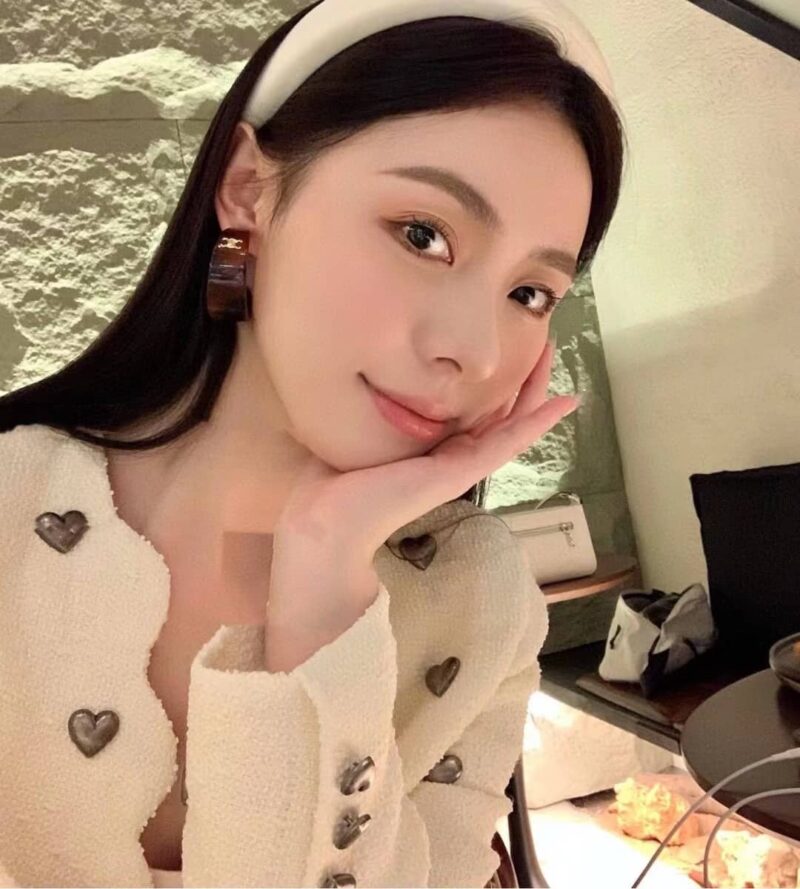 Celine赛琳凯旋门半弯耳钉耳环 - Image 4