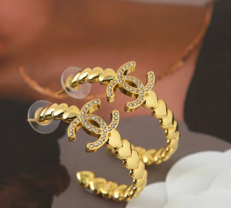 ☑️CHANEL香奈儿金色双c半圆爱心桃心耳钉耳环