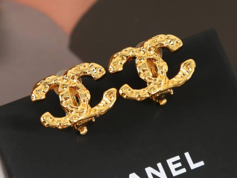 ☑️CHANEL香奈儿中古金色双c耳夹耳环 - Image 2